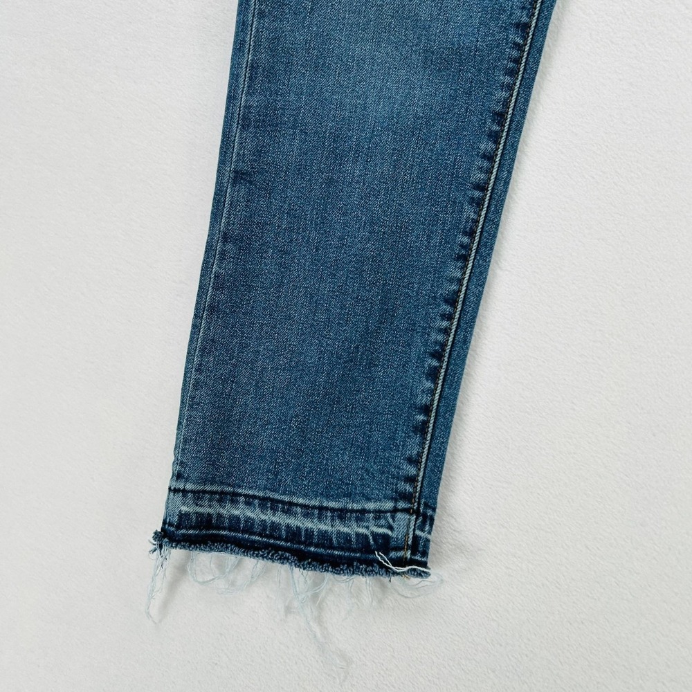 Levi's Wedgie Straight Jeans Womens 26 Blue Denim High Rise Slim Crop Raw Hem - Picture 13 of 16